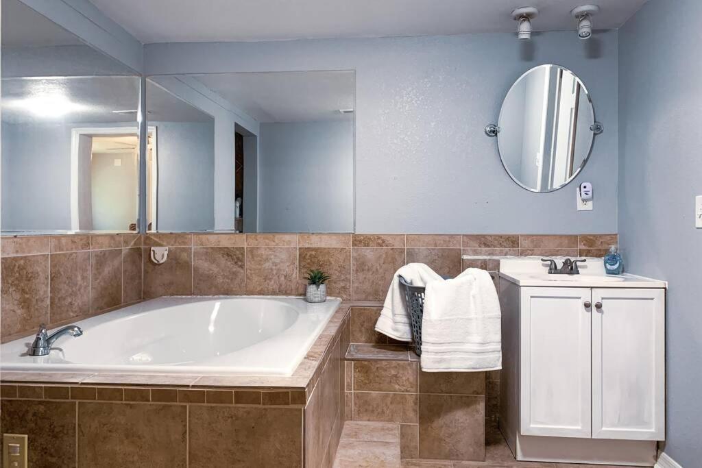 Spacious Family-Sized Home In Central Location Jacksonville Esterno foto